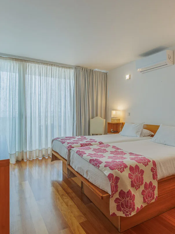 Twin room with ria view