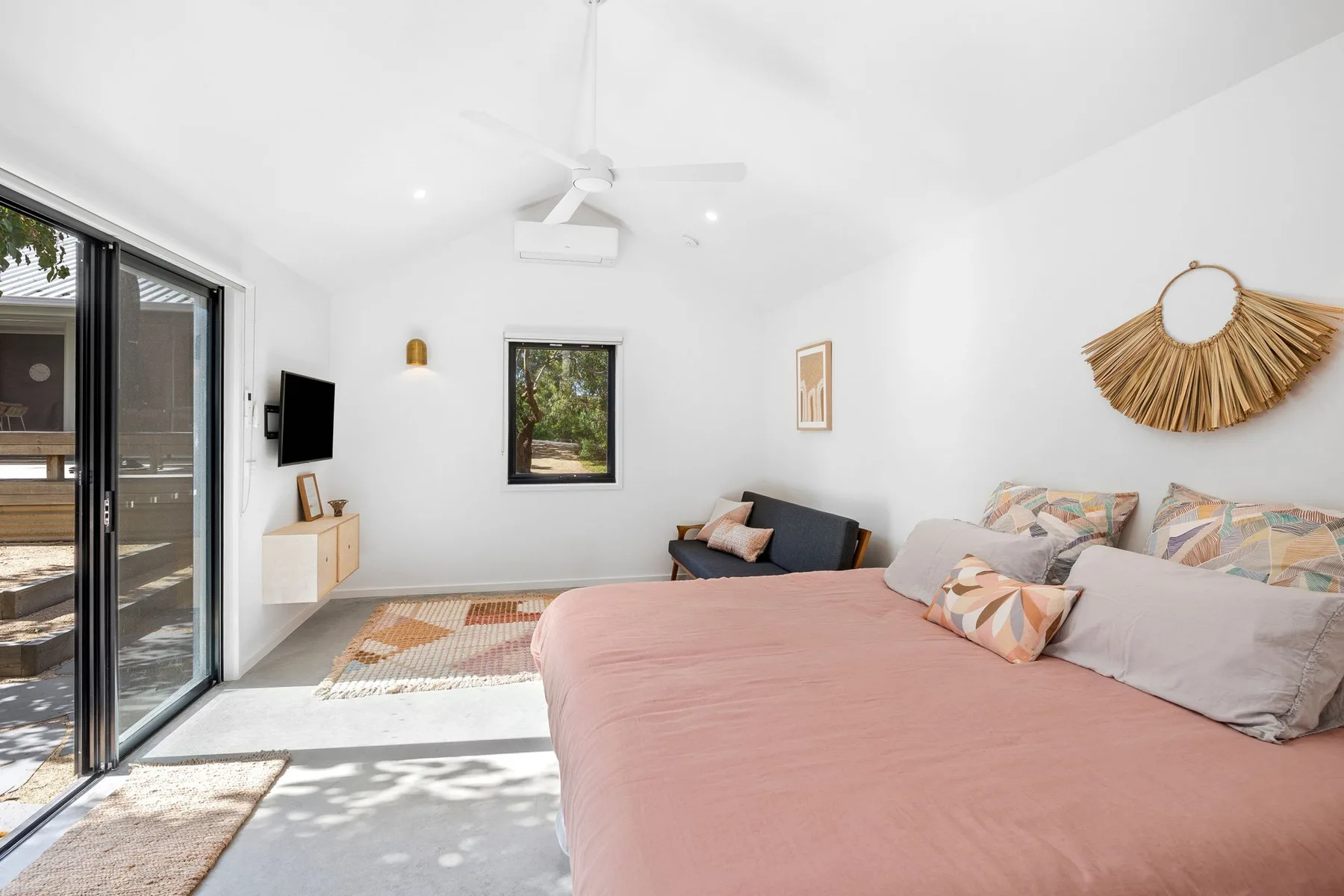 Rosies at Fairhaven – Best of the Surf Coast