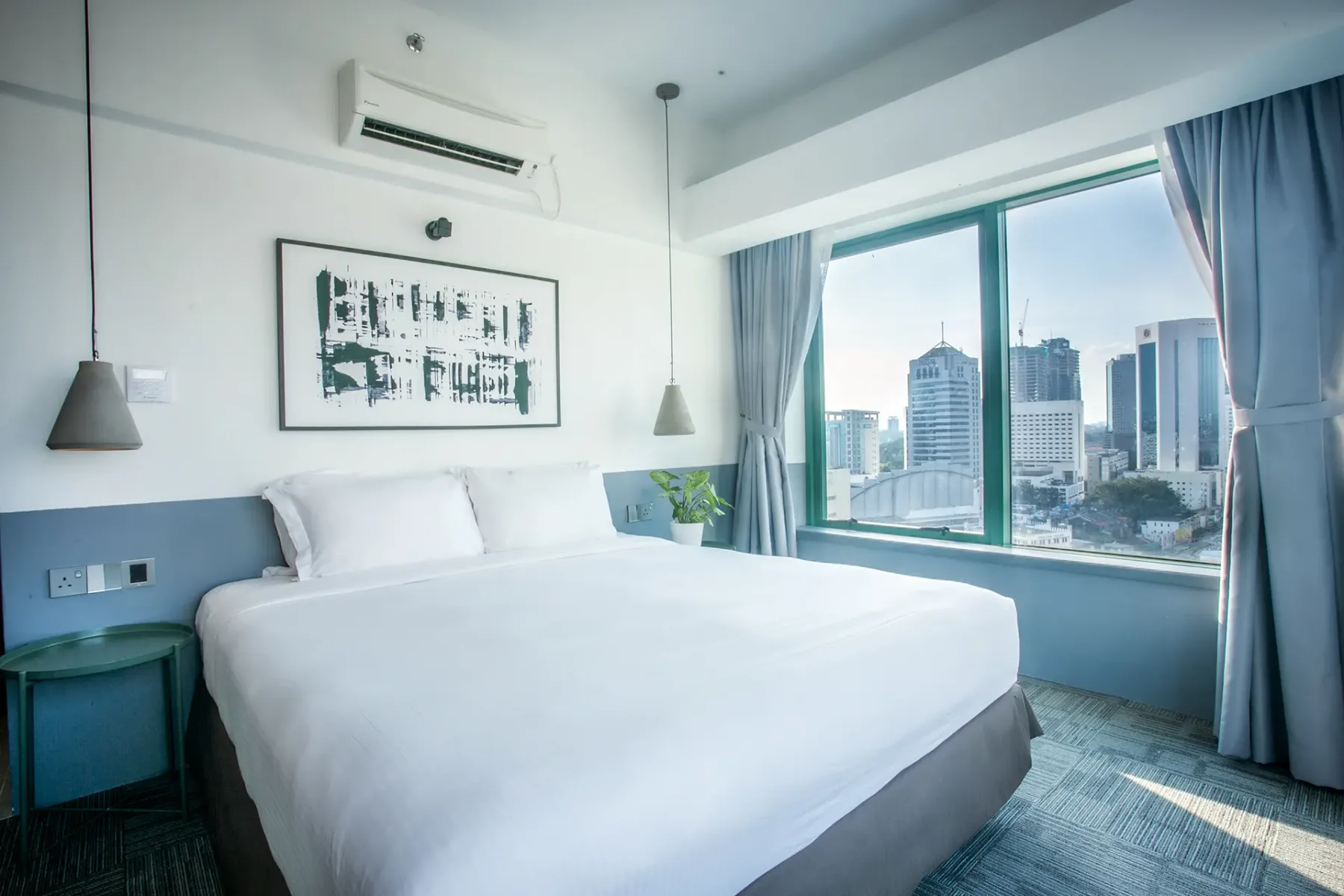 Deluxe King Room