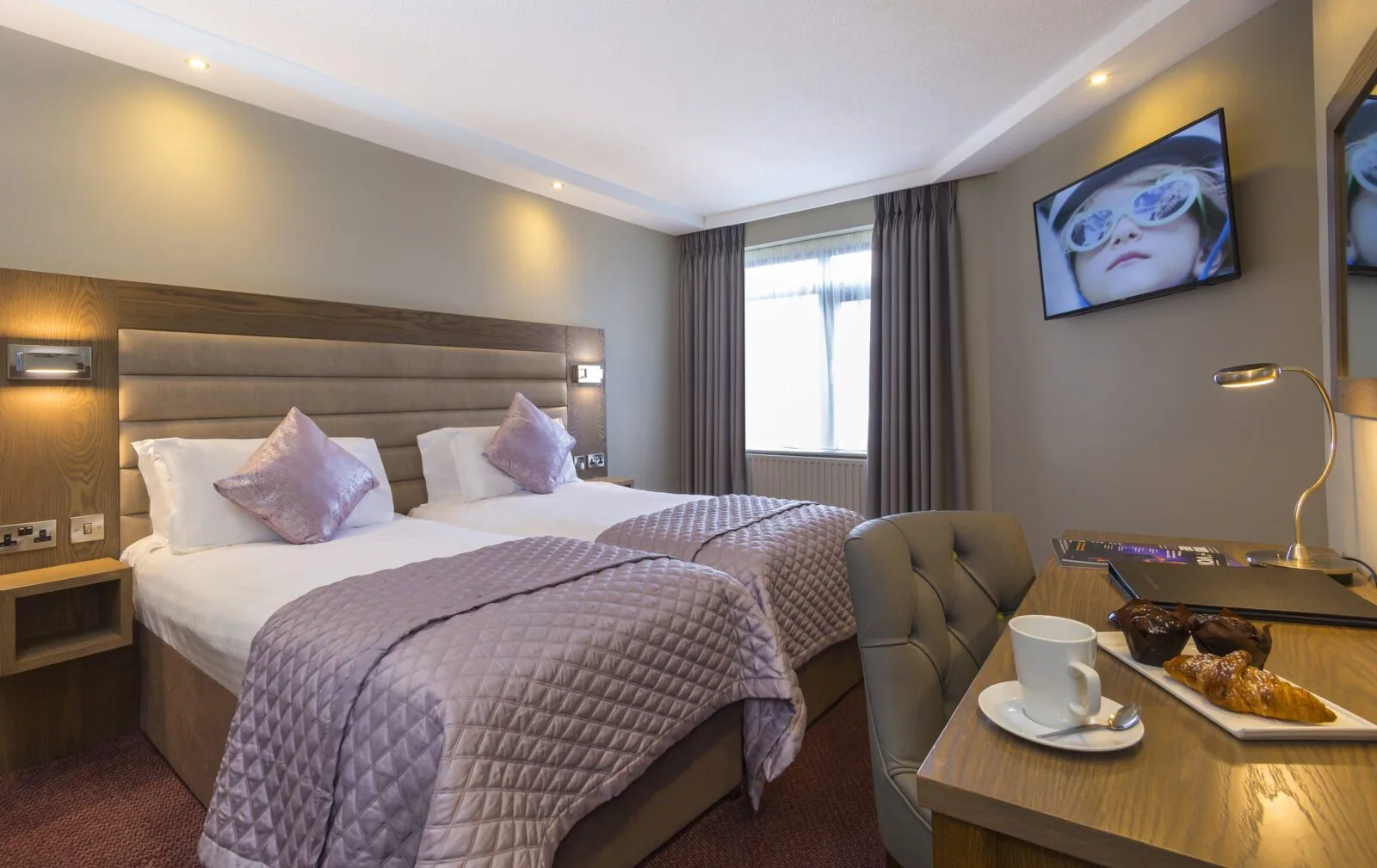 Superior twin room