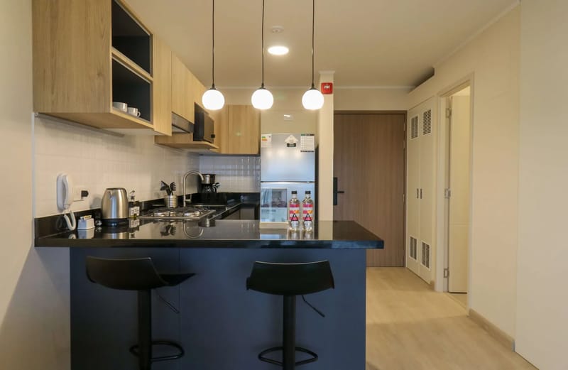 Vibrant 1BR w/ Balcony in Prime Miraflores