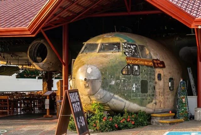 El Avión restaurant