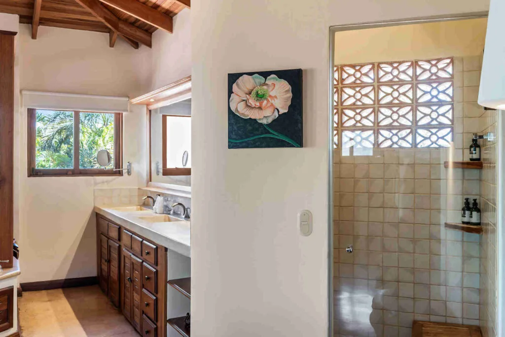 Baño de la suite Eros