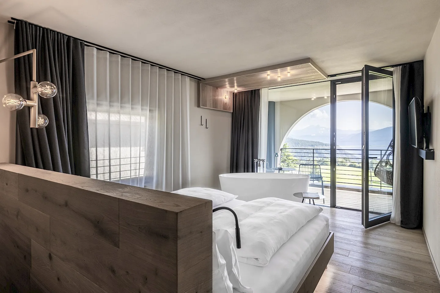 Suite Lorenzi con bañera exenta y vistas a las montañas