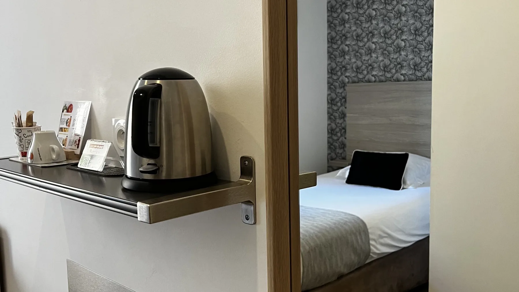 CHAMBRE SINGLE
