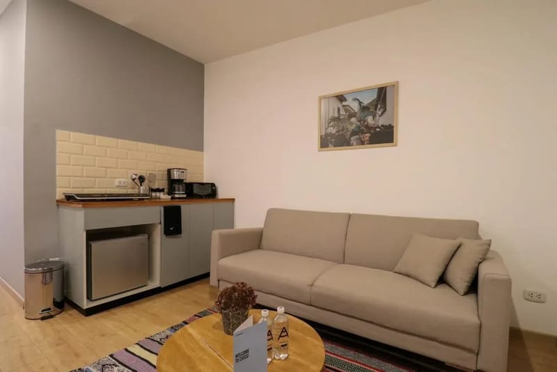 Quiet 1BR in Plaza de Armas w/ Balcony