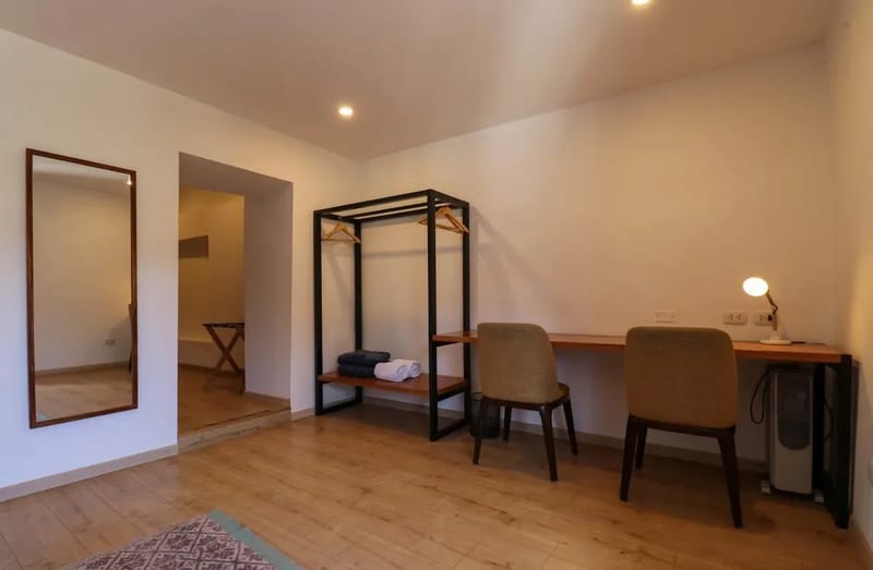 Quiet 1BR in Plaza de Armas w/ Balcony