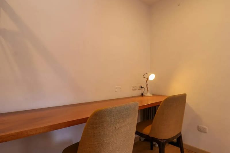 Quiet 1BR in Plaza de Armas w/ Balcony