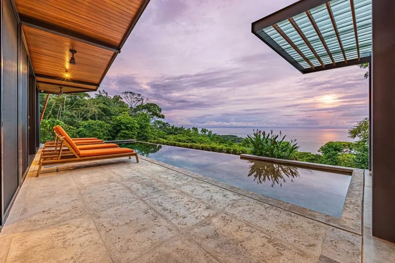 Secluded 4BR Villa w/ Panoramic Ocean Views & Guest House