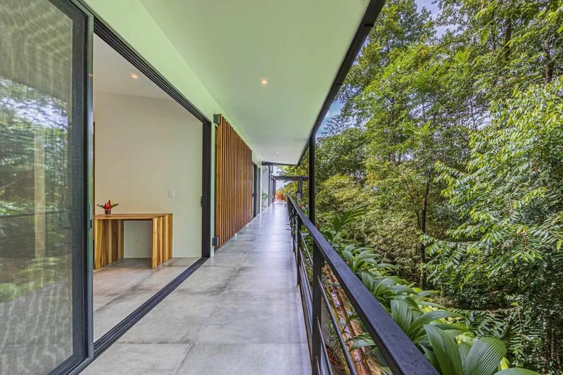 Secluded 4BR Villa w/ Panoramic Ocean Views & Guest House