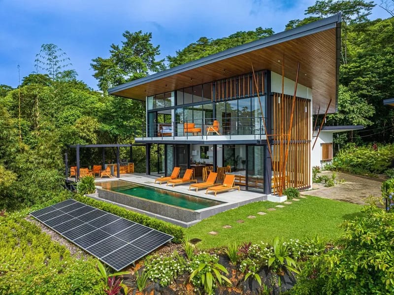 Secluded 4BR Villa w/ Panoramic Ocean Views & Guest House