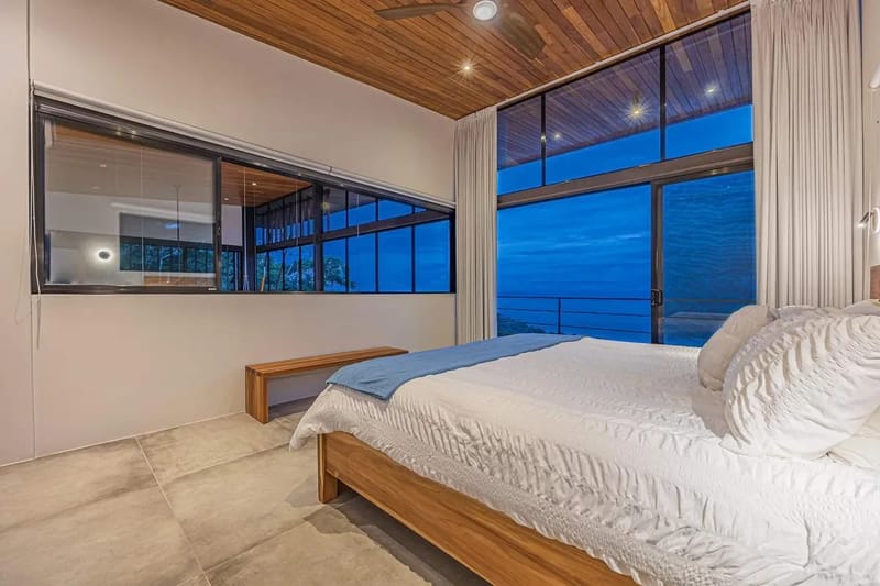 Secluded 4BR Villa w/ Panoramic Ocean Views & Guest House