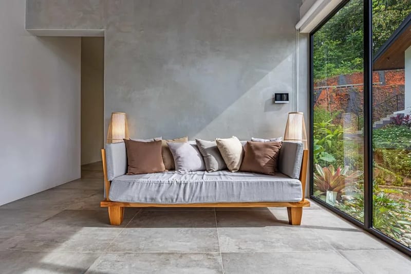 Secluded 4BR Villa w/ Panoramic Ocean Views & Guest House