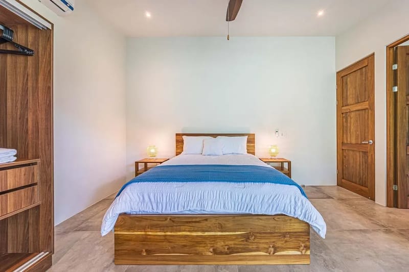 Secluded 4BR Villa w/ Panoramic Ocean Views & Guest House