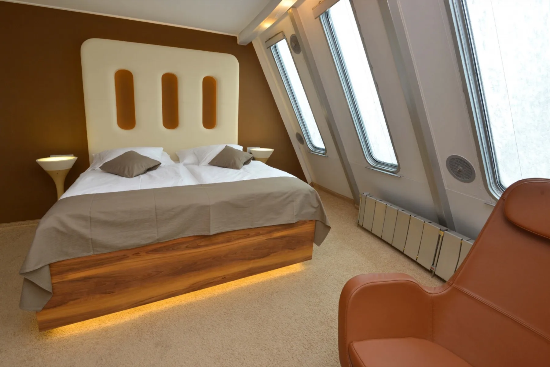 Comfort room