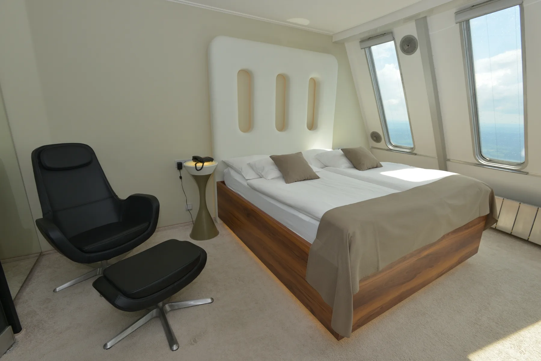 Comfort room