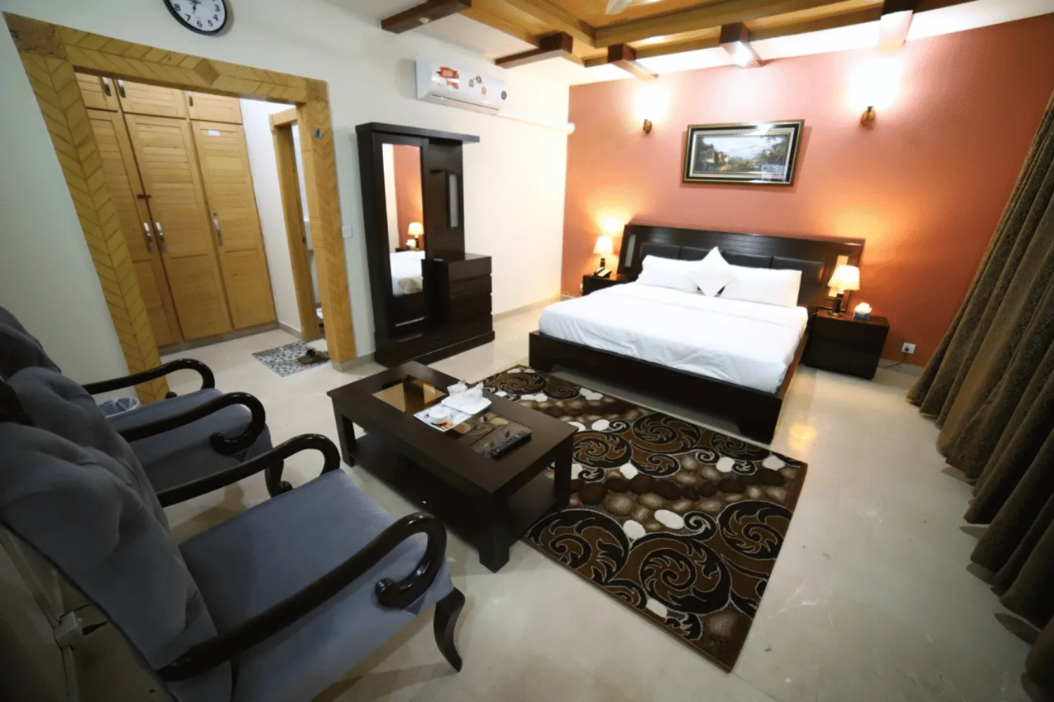 Deluxe Family Suite