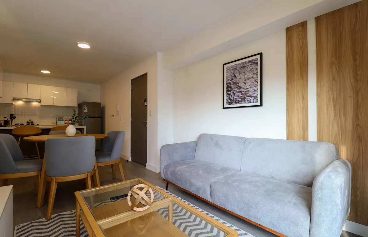Amazing & Cozy 3BR w/ Balcony in Miraflores