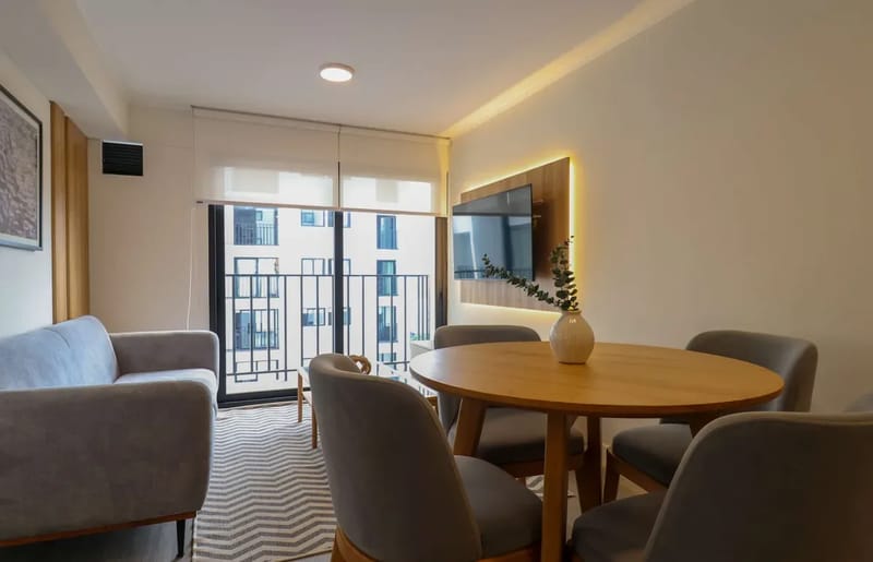 Amazing & Cozy 3BR w/ Balcony in Miraflores