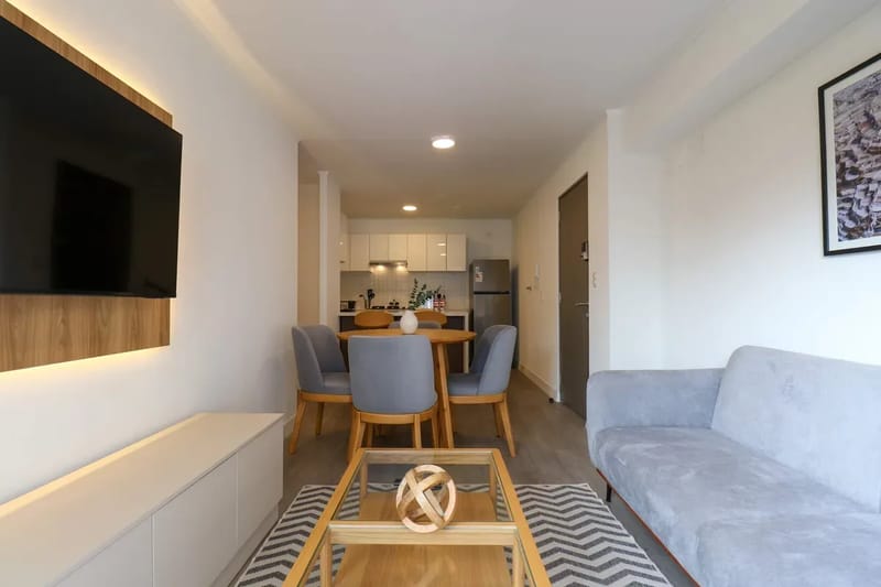 Amazing & Cozy 3BR w/ Balcony in Miraflores