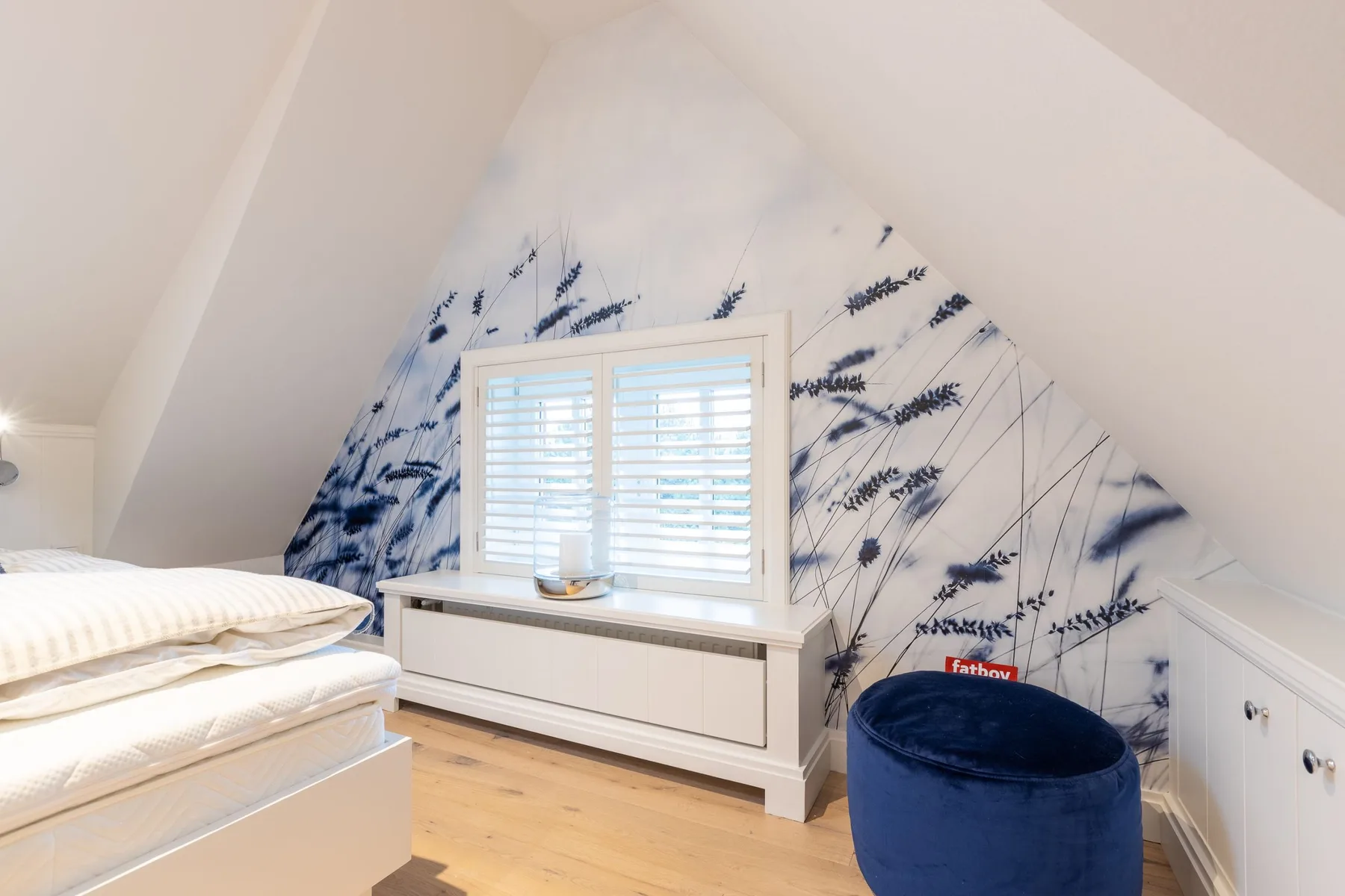 2-Raum Appartement im OG- & DG mit ca. 75m² Nutzfläche, Balkon und Stellplatz