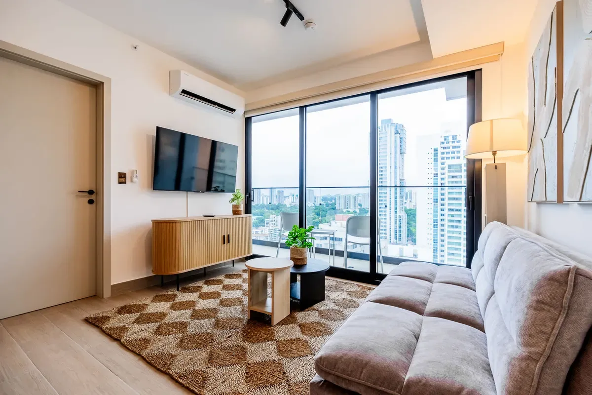 Elegant 2BR in San Francisco w/ Balcony