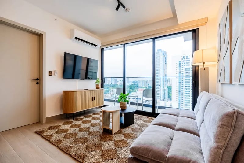 Elegant 2BR in San Francisco w/ Balcony