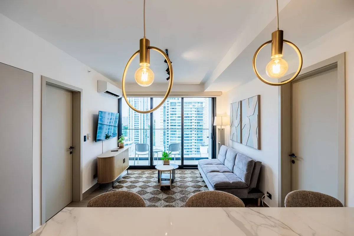 Elegant 2BR in San Francisco w/ Balcony