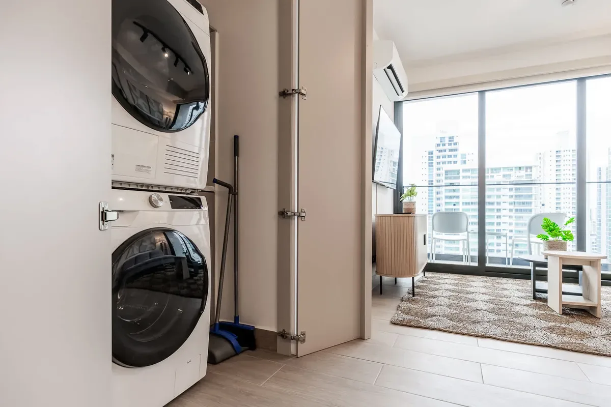 Elegant 2BR in San Francisco w/ Balcony