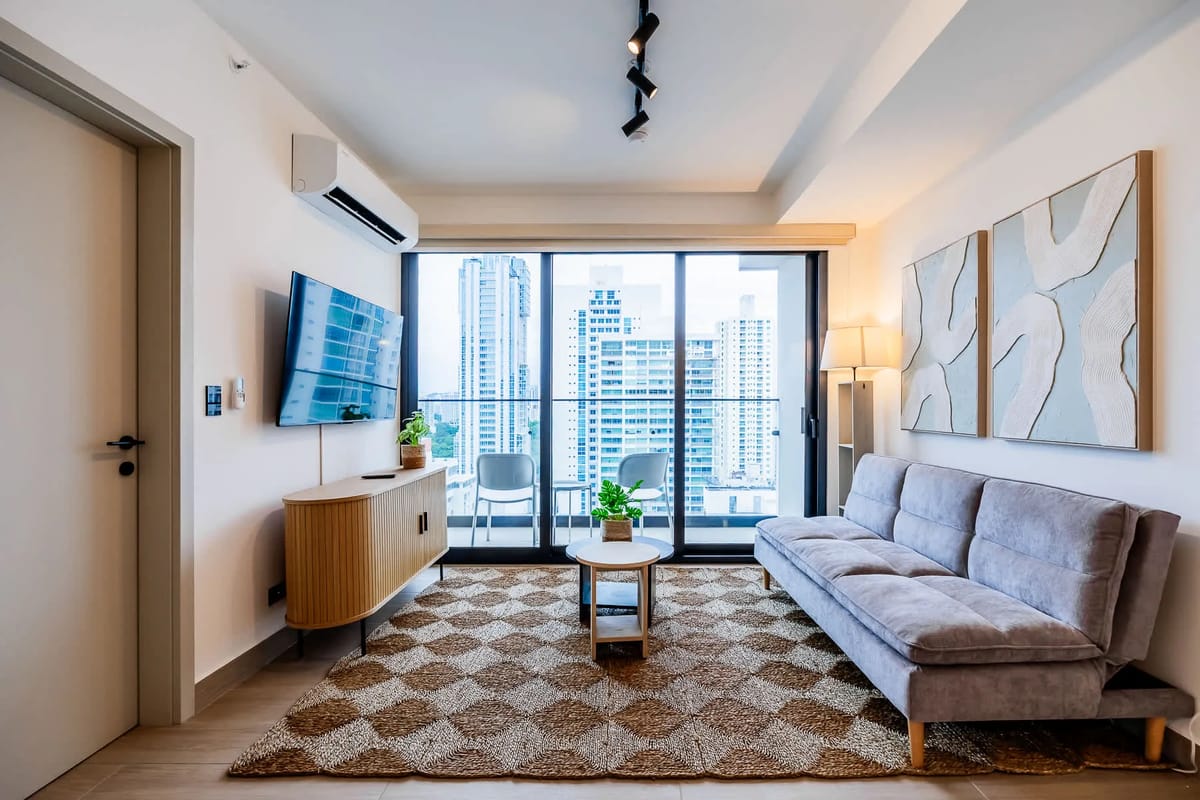 Elegant 2BR in San Francisco w/ Balcony