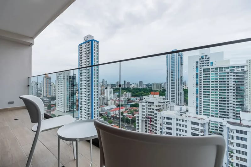 Elegant 2BR in San Francisco w/ Balcony