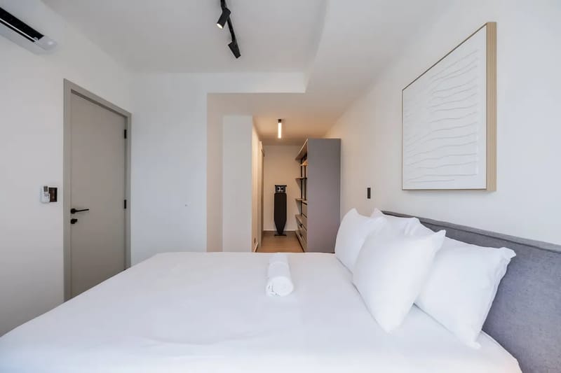 Elegant 2BR in San Francisco w/ Balcony
