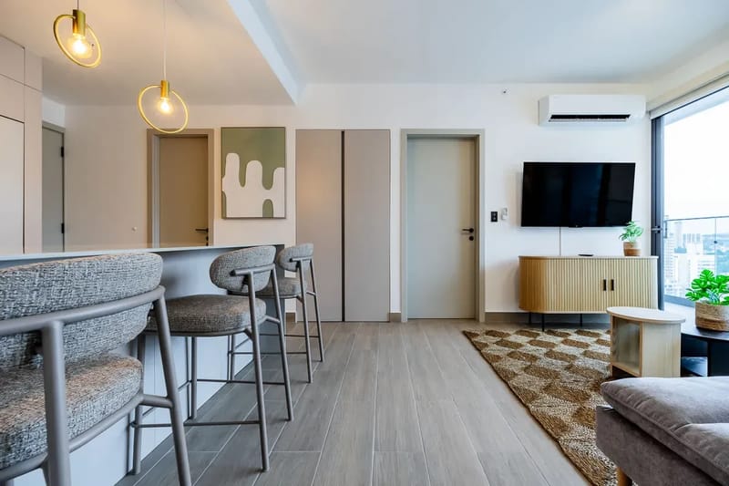 Elegant 2BR in San Francisco w/ Balcony