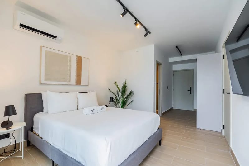 Elegant 2BR in San Francisco w/ Balcony