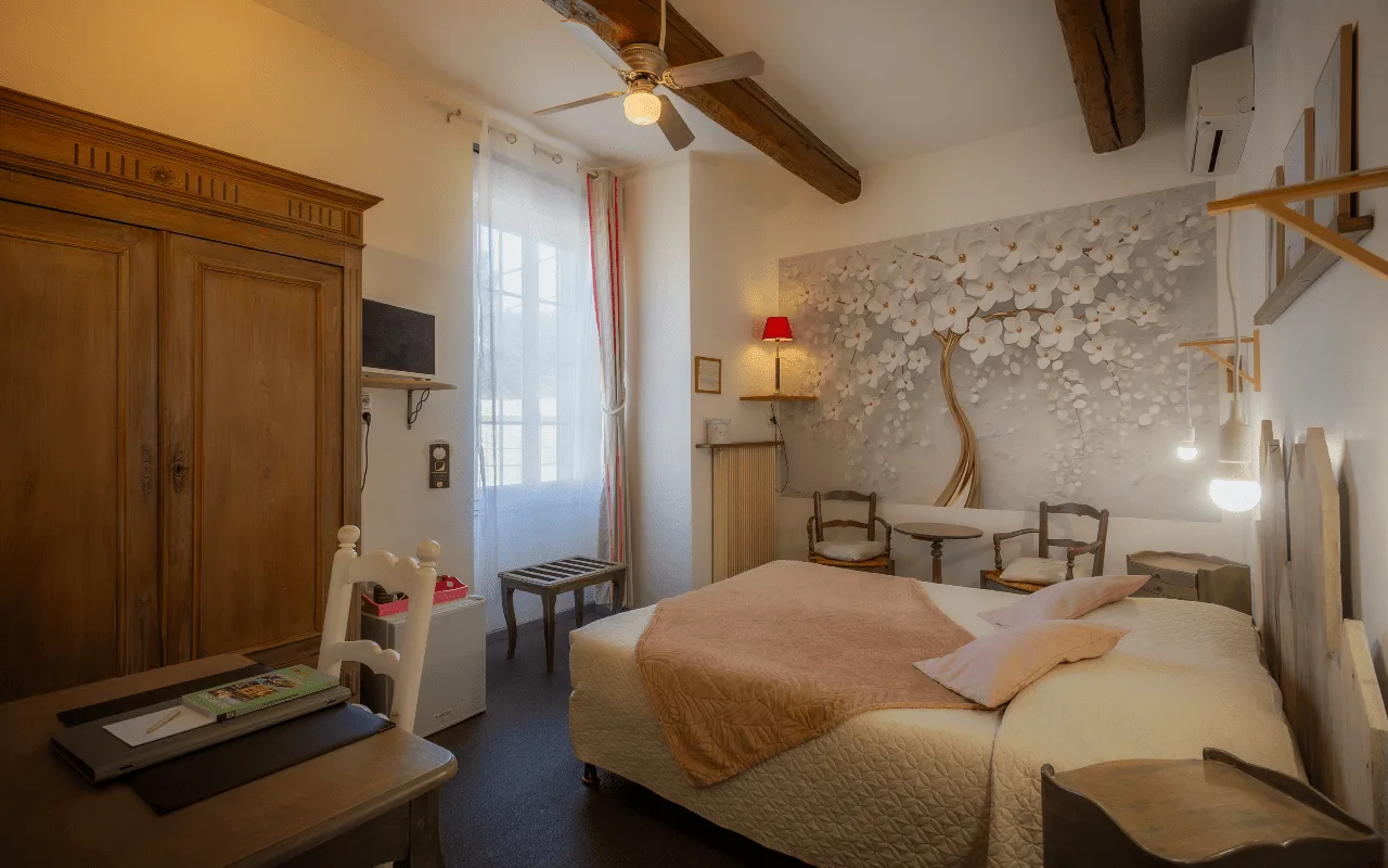 Charm room