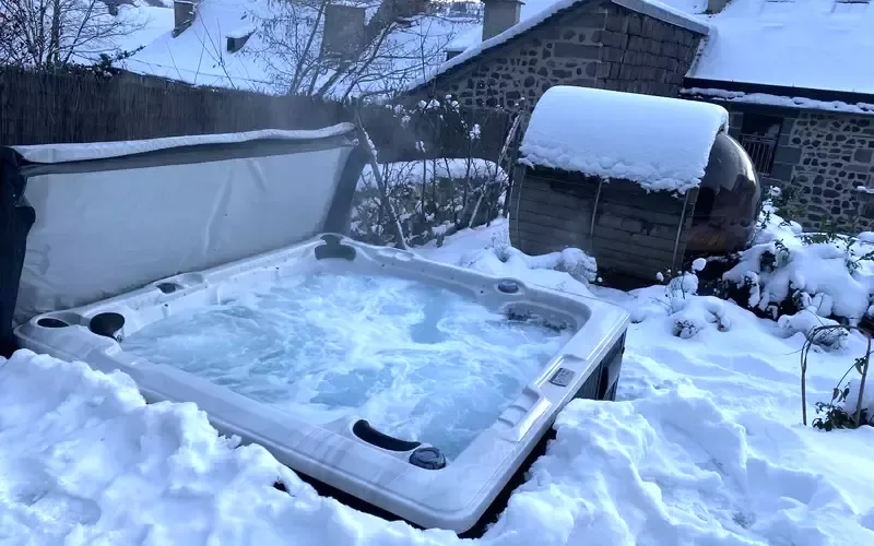 Spa in winter