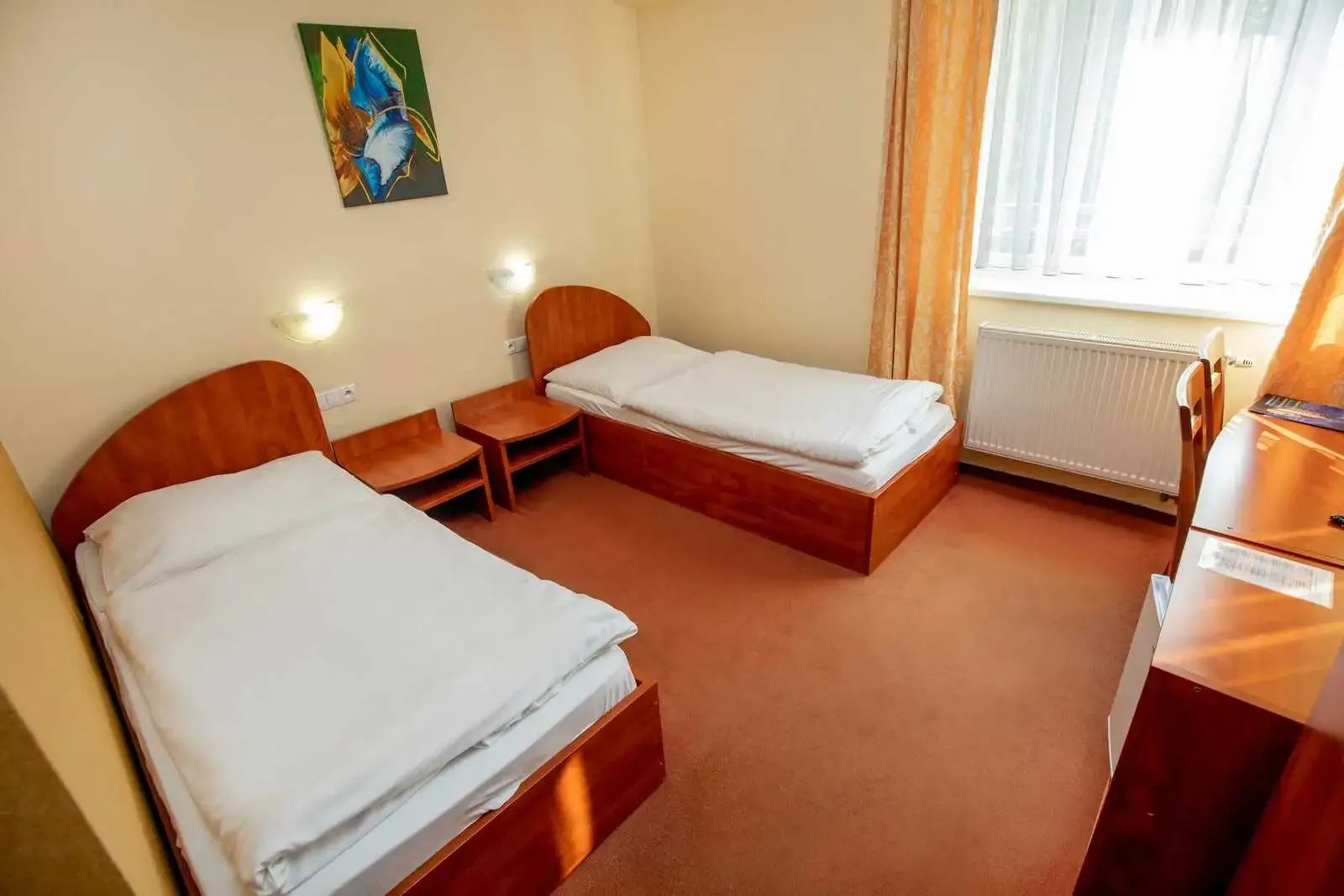 Double Standard bedroom