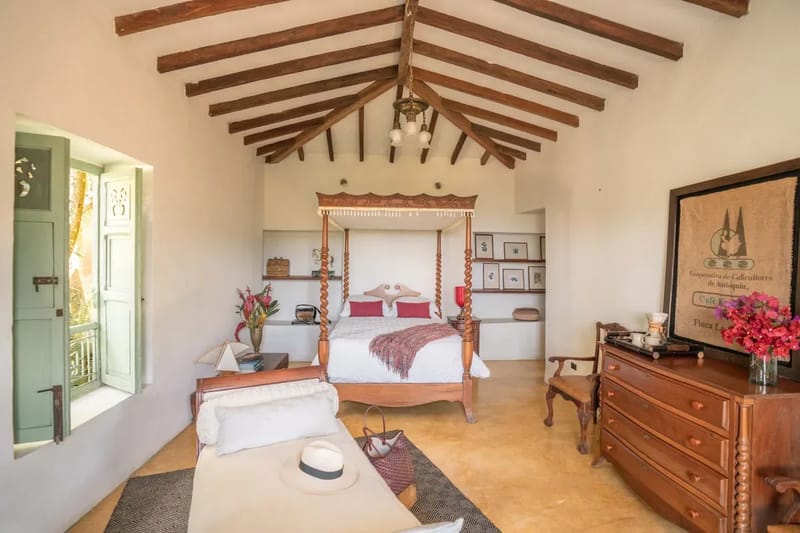 Nature Escape 10BR w/ Pool in Antioquia