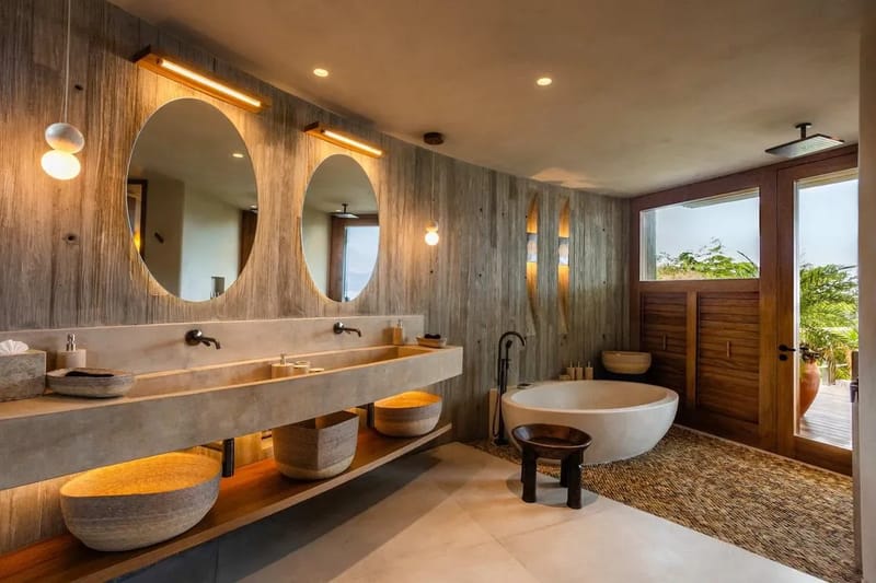 Luxury 8BR Oceanfront Villa w/ Infinity Pool