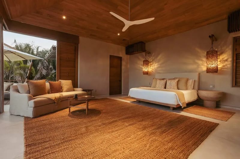 Luxury 8BR Oceanfront Villa w/ Infinity Pool