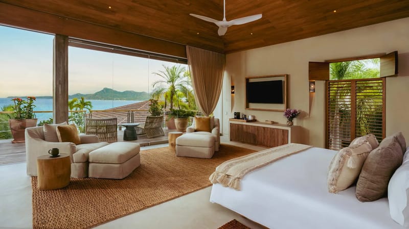 Luxury 8BR Oceanfront Villa w/ Infinity Pool