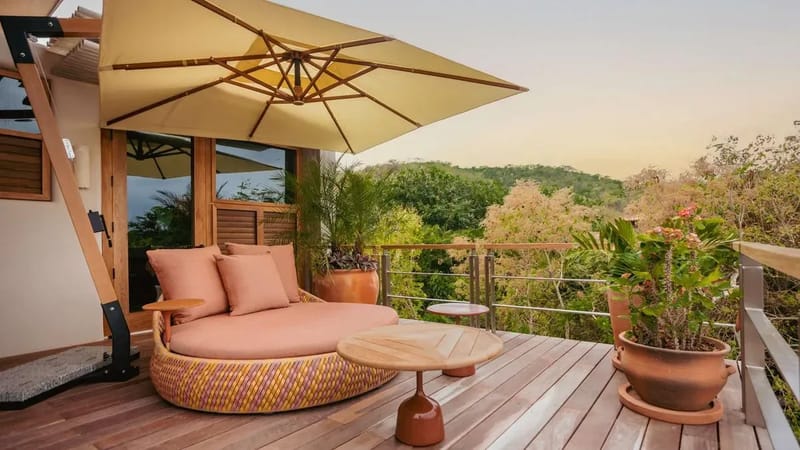 Luxury 8BR Oceanfront Villa w/ Infinity Pool