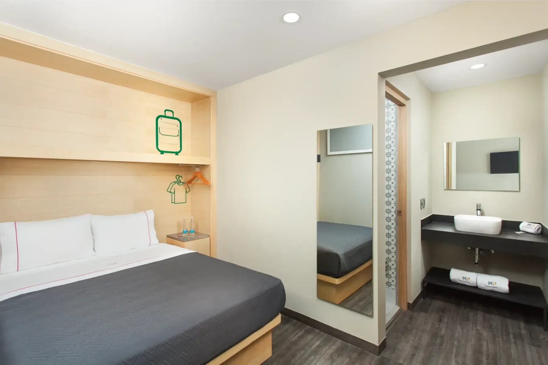 Guest room