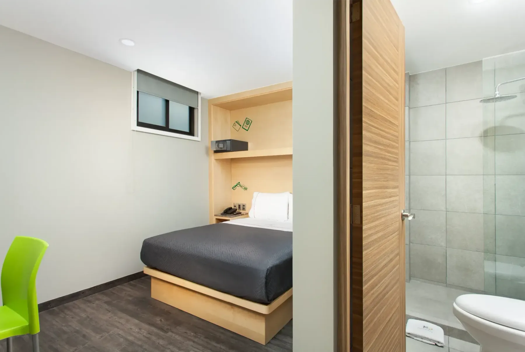Guest room