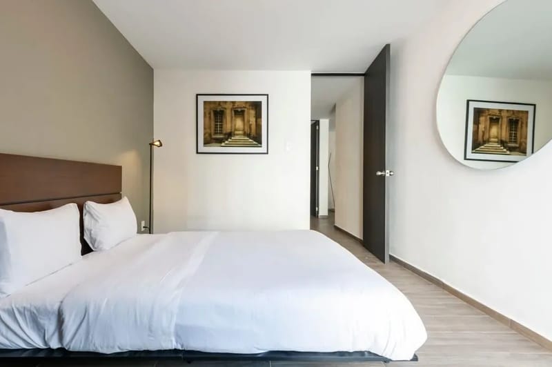 Airy 2BR w/ Terrace in Parque España