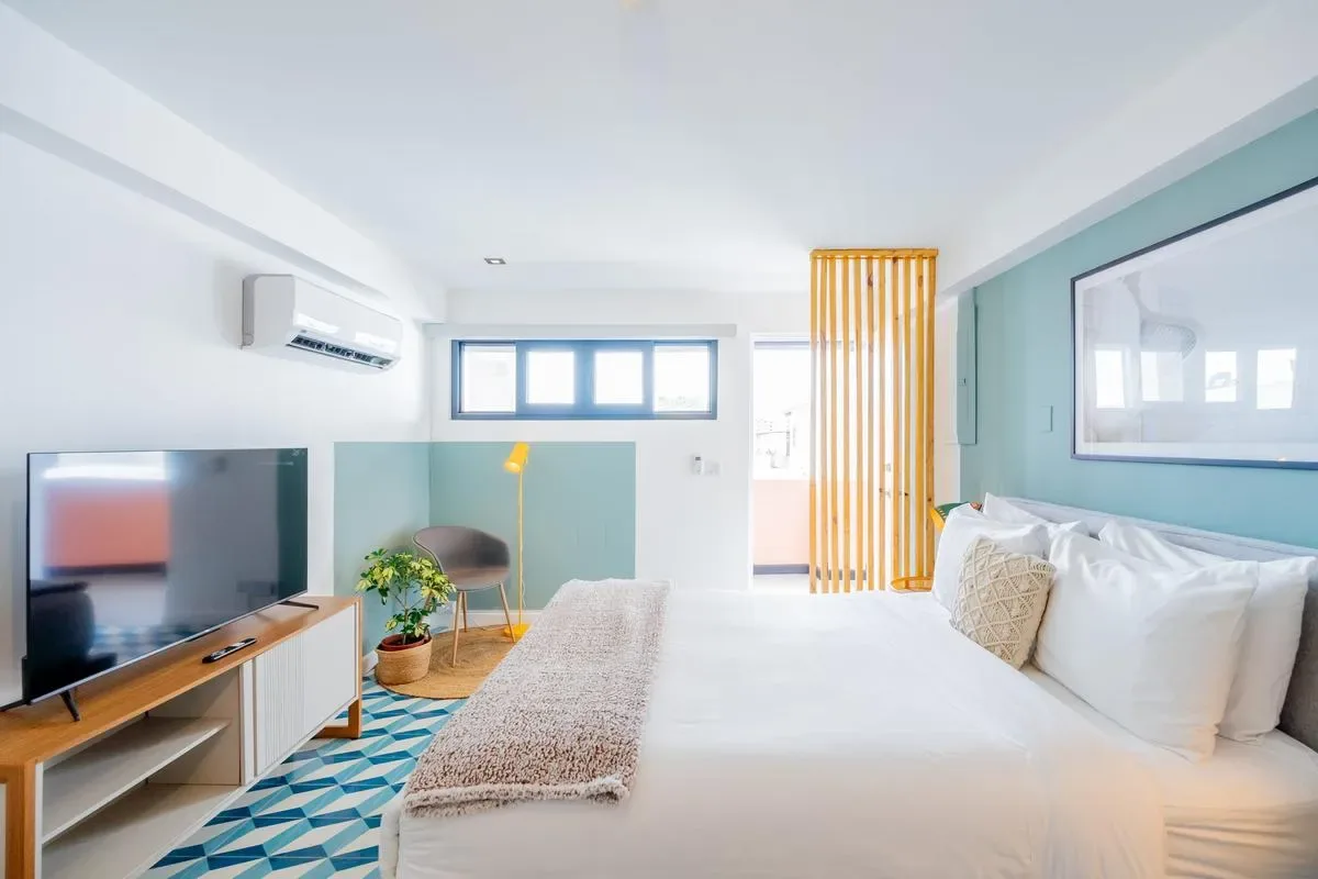 Cozy Loft in Santa Ana