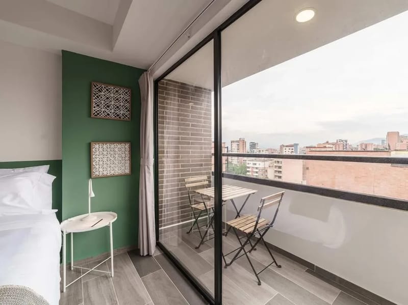 Light-filled Loft in Laureles w/ Balcony