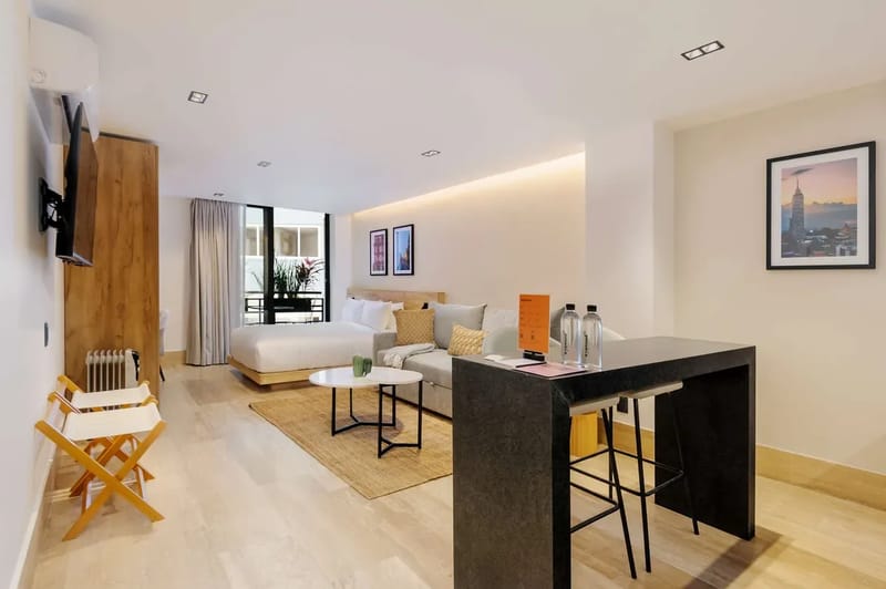 Engaging Loft w/ Balcony in Parque Mexico