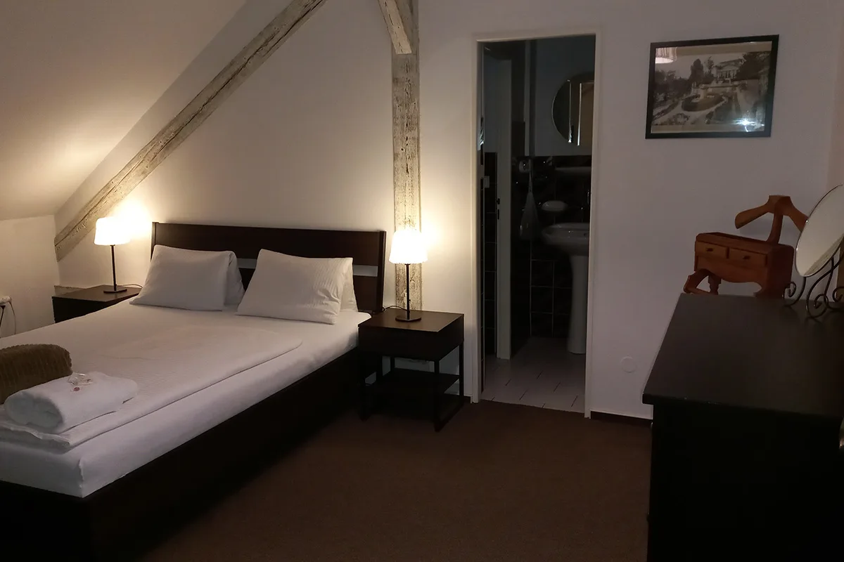 Hotel Bílá paní