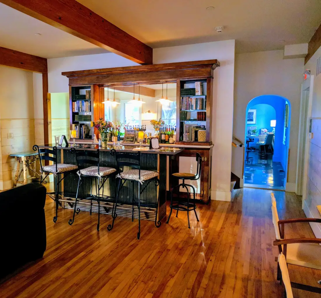 Bunkhouse Lounge